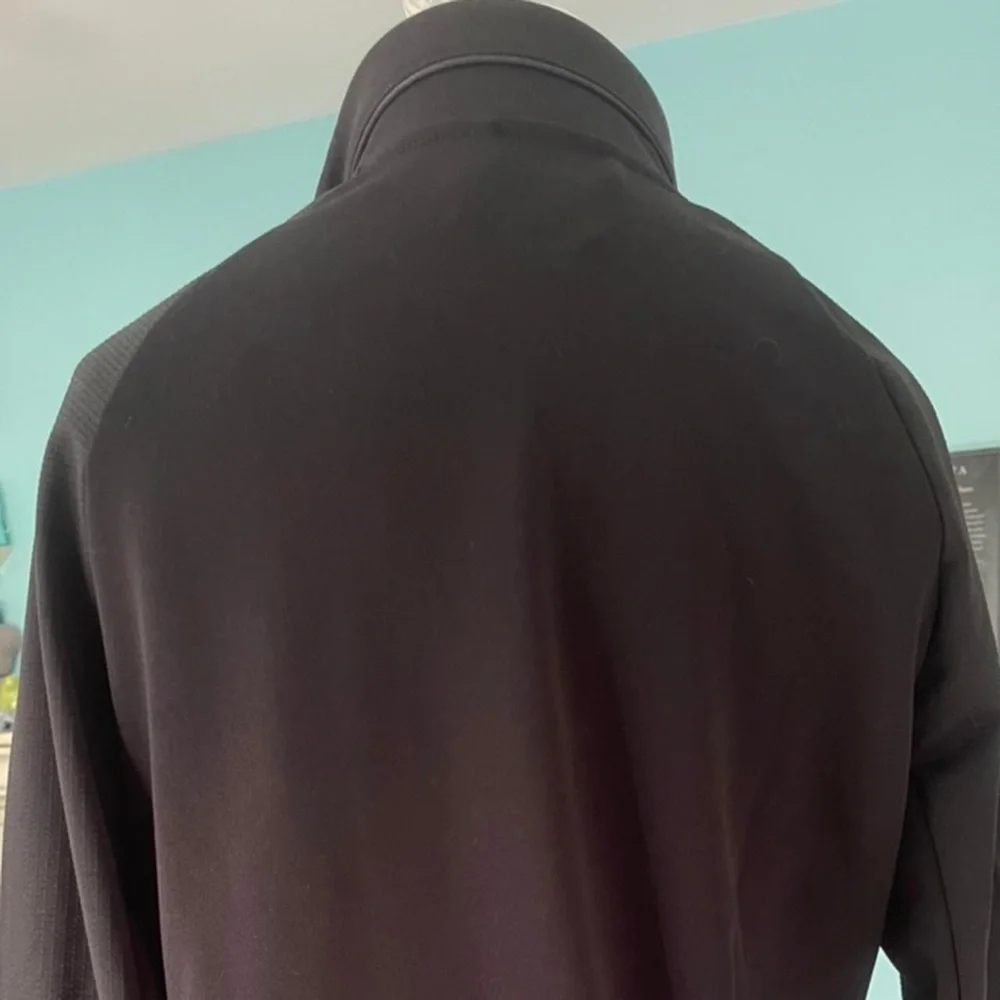 Adidas Climalite Black Jacket size M 🖤 - Picture 3 of 5